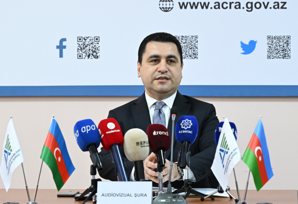“Audiovizual media: Normalar, reallıqlar və çağırışlar” mövzusunda dəyirmi masa keçirildi - FOTOLAR